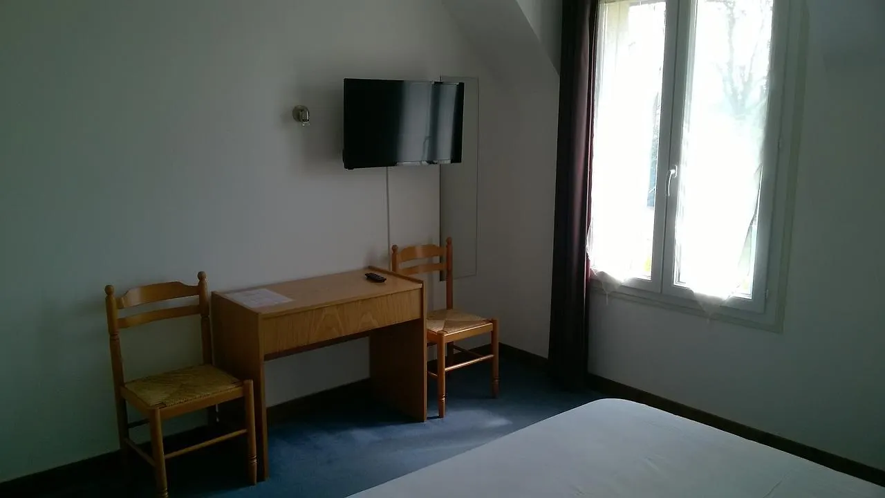 Hotel Beau Rivage Arradon 2*,